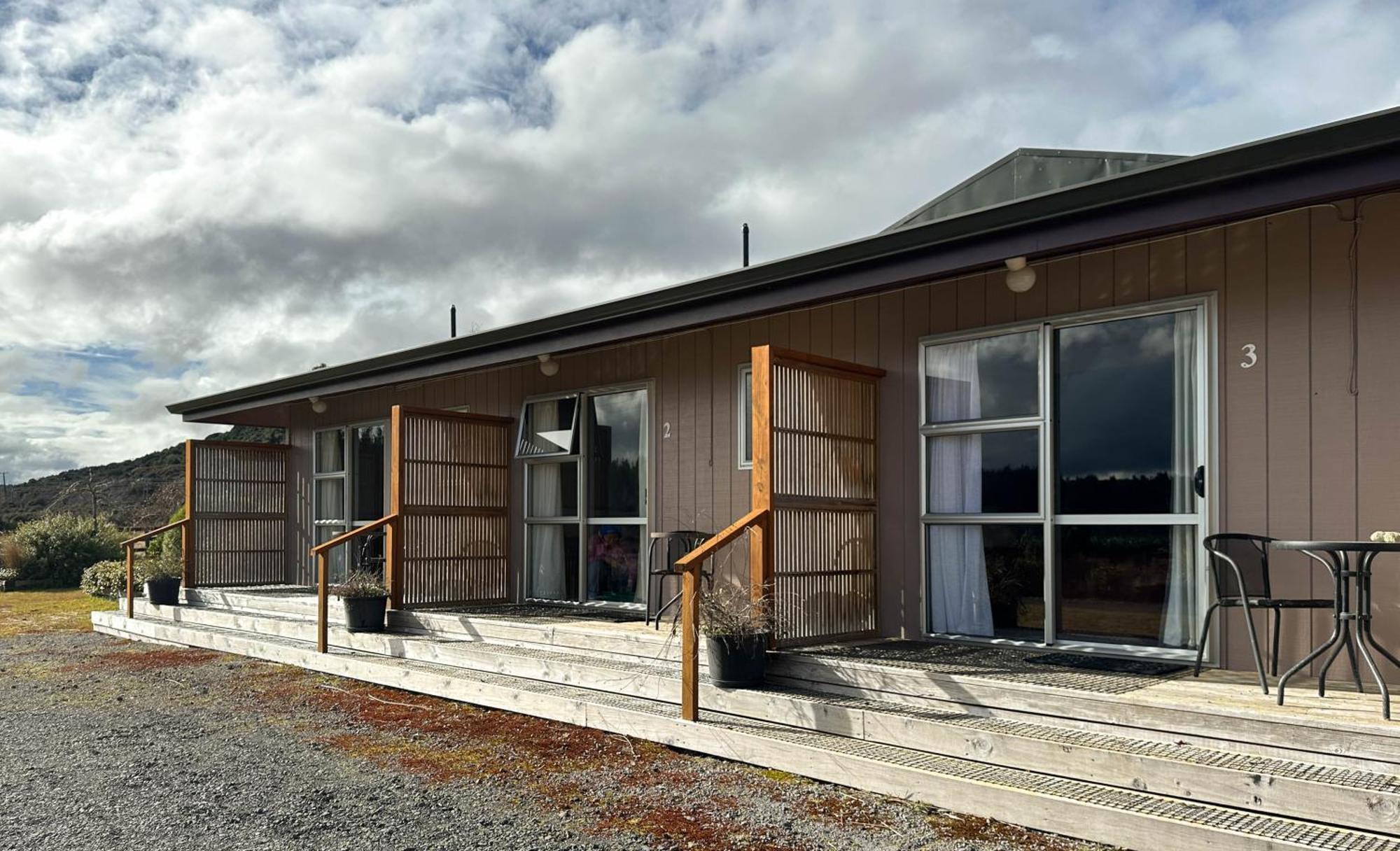 The Crossing Lodge & Backpackers Erua Eksteriør bilde