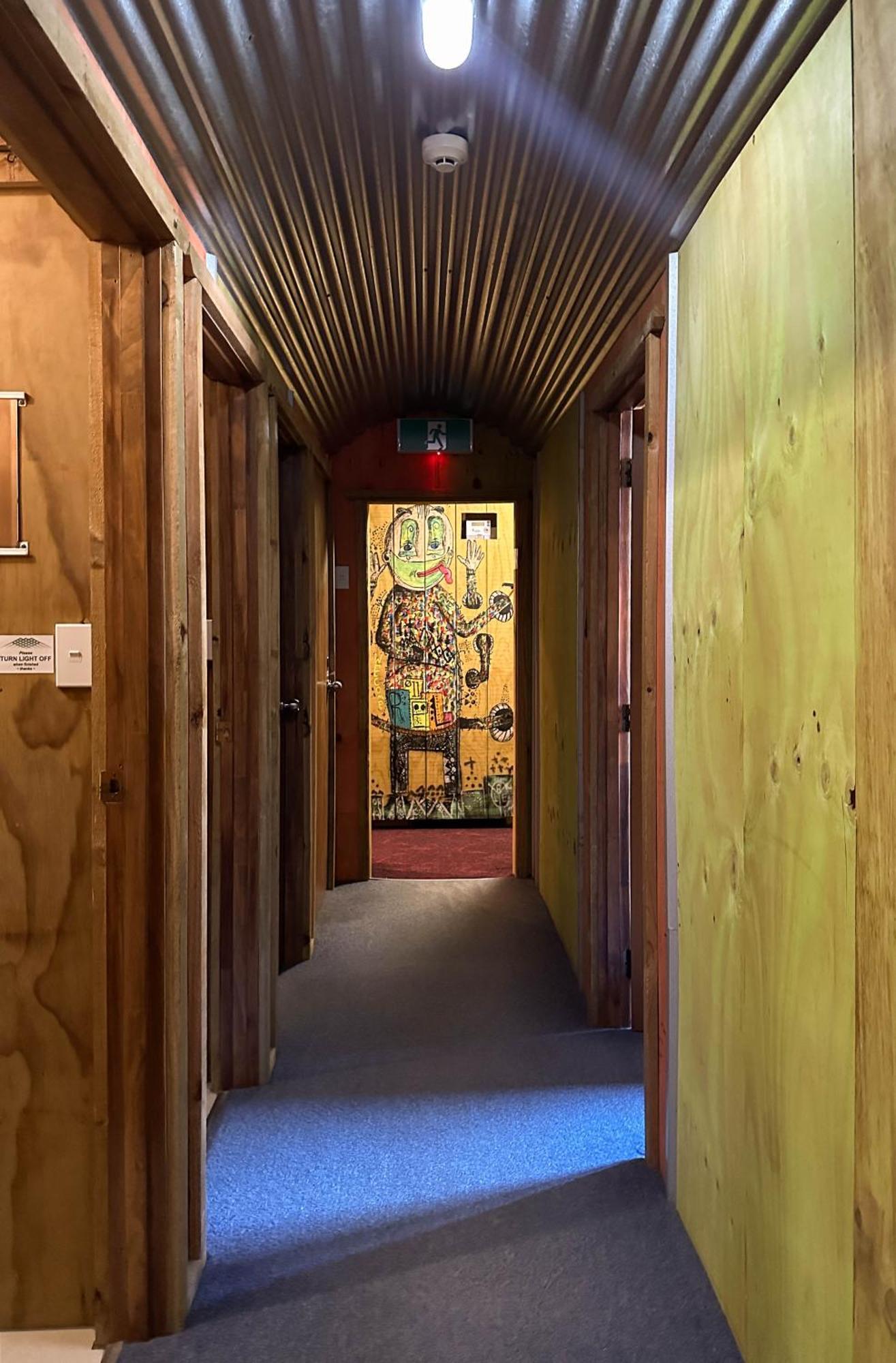 The Crossing Lodge & Backpackers Erua Eksteriør bilde